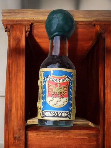 Miniature ancienne alcool - ancienne, d’alcool