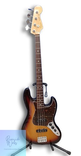 Guitare basse électrique