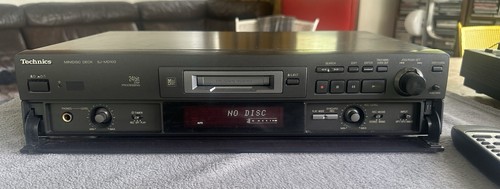 Lecteur enregistreur - /,