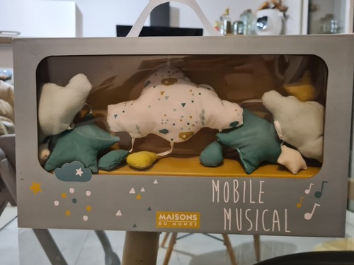Mobile musical - mobile,