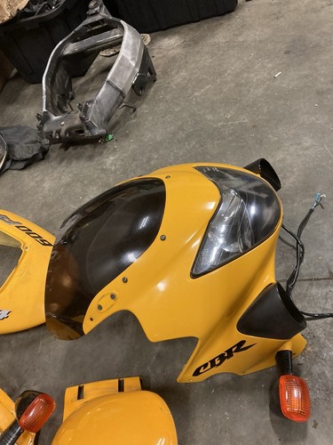 Honda cbr600f4 cbr600 - honda,