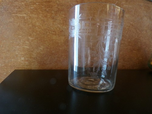 Magnifique verre gobelet