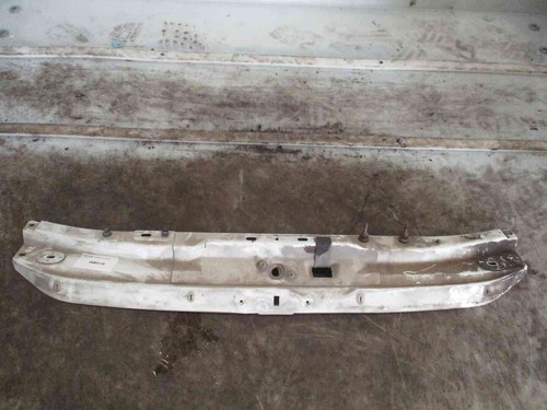 Traverse superieur armature