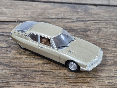 Voiture miniature citroën - voiture,