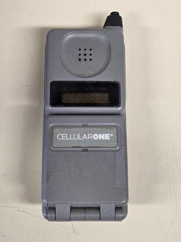 1990 motorola flip cell - motorola,