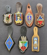 Superbe LOT DE 7 INSIGNES MILITAIRES divers DRAGO DELSART