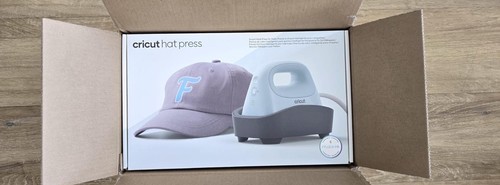 Cricut hat press - hat,