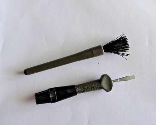 Brosse tournevis pour porte - et,