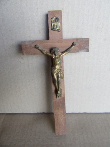 C537 ancien crucifix - ancien, christ