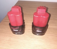 Deux Batterie MILWAUKEE M12 B3