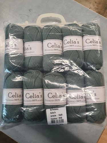 Lot pelotes laine - 10,