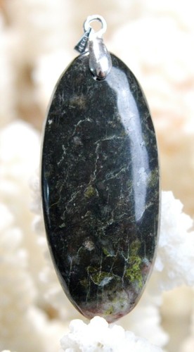 Rubis schiste carats - schiste, 40