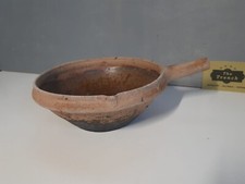 Ecuelle creuse en grès