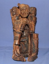 Statuette africaine ancienne
