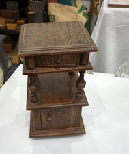 Petit Meuble De Maîtrise 