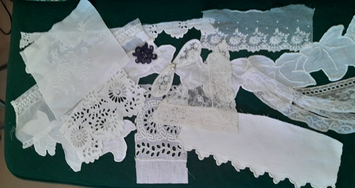 Linge ancien lot de - :,