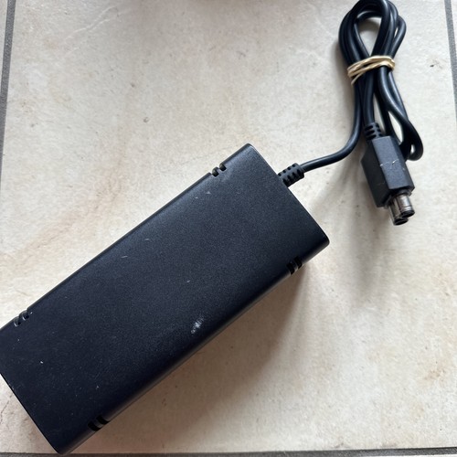 Cable d alimentation - -,