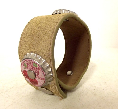 Bottle caps cuff - bottle, tan