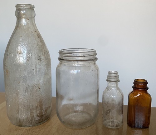 Lot flacons et bouteille - 4,