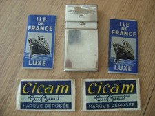OLD GILLETTE METAL CHROME RAZOR BLADE CASE + 4 BLADES