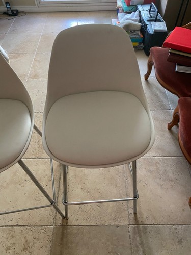 Deux chaises haute - deux, bar