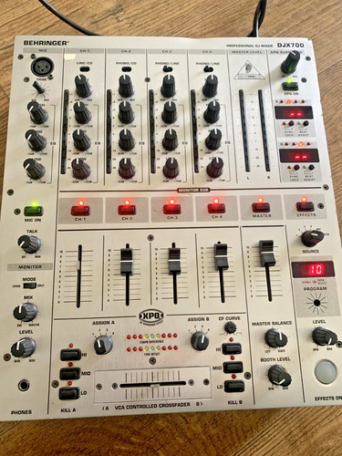 Behringer djx700 professional - behringer,