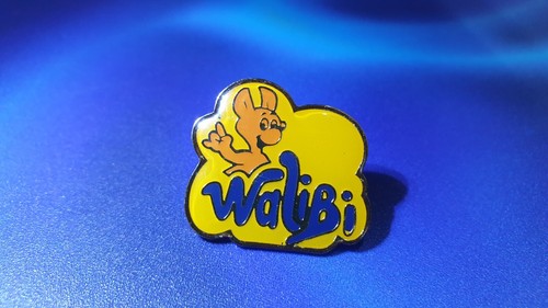 Pin walibi collection doré - pin's,