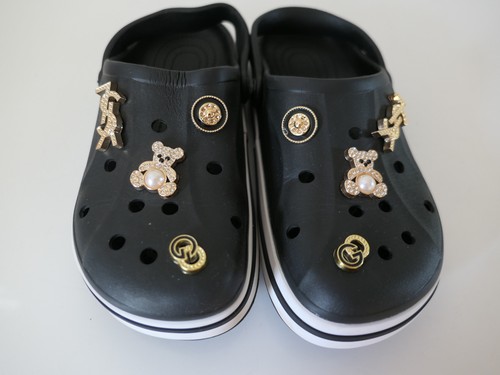 Paire crocs noires - à, pins