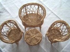 SALON en ROTIN vintage pour Maison de poupées Table Fauteuils Miniature bon état