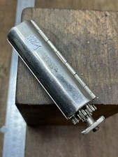 Rouleuse à cigarette objet du