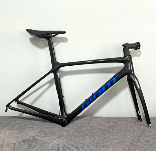 Giant carbon road bike frame - carbon,