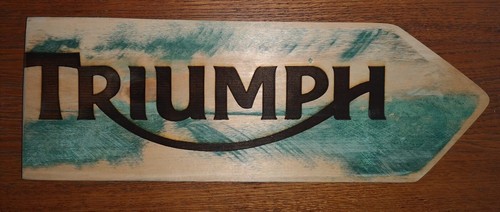 Gravure laser sur bois triumph - sur,