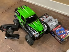 Traxxas Telluride 4x4 With Traxxas EZ Peak Plus Charger and Battery - Runs Well!