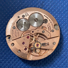 Mouvement à remontage manuel