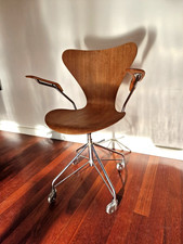 Swivel Desk Chair model 3217