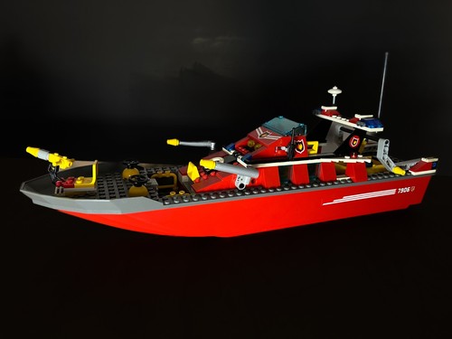 Lego city bateau pompier 7906 - bateau,