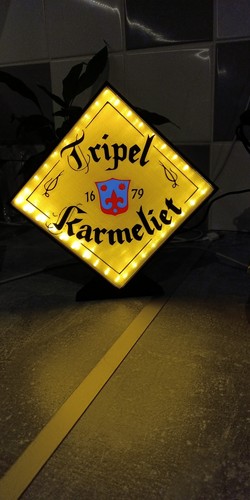 Logo lumineux tripel - -,