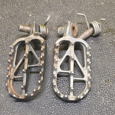 SUZUKI 250 RMZ REPOSE PIED -