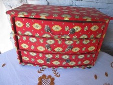 ANCIENNE BOITE A COUTURE