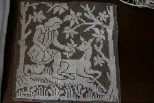 lot de dentelles anciennes  fables de La Fontaine