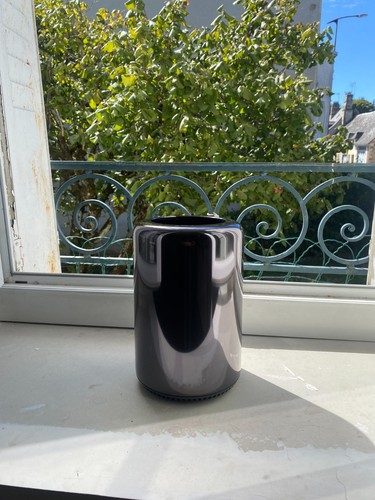 Apple mac pro 256 - pro, ssd