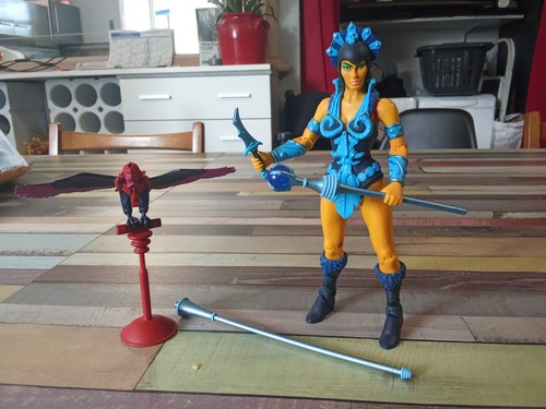 Evil lyn motu - classic, motuc
