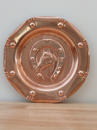 Plaque cheval cuivre - cuivre, repoussé