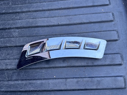 Grille plastique aile - grille,