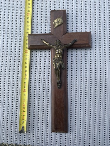Crucifix bois ancien - crucifix,