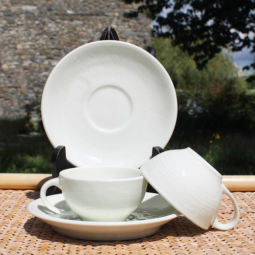 Set tasses soucoupes - de, 2