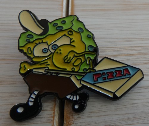 Beau pin bob eponge - pin's,