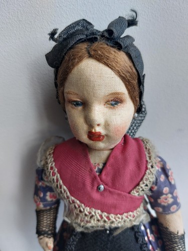 Poupée ancienne espagnole - poupée,