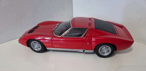 Lamborghini miura rouge - lamborghini,