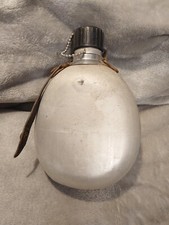 Ancienne gourde En Métal 